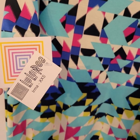 Oversized Shirt - Picture 2 of 7